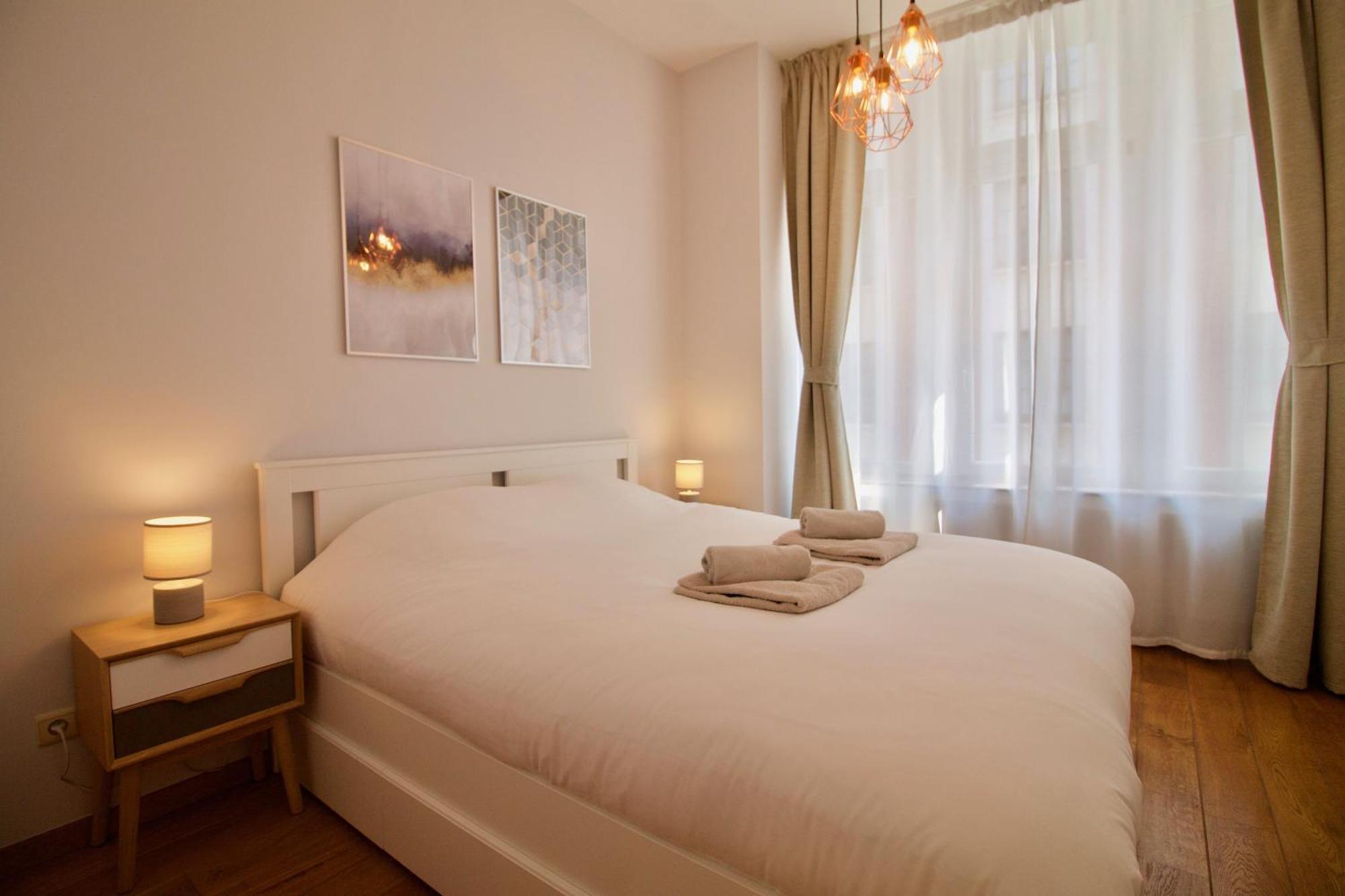 Heart Of Grand Place - Stunning 3Br Triplex 브뤼셀 외부 사진