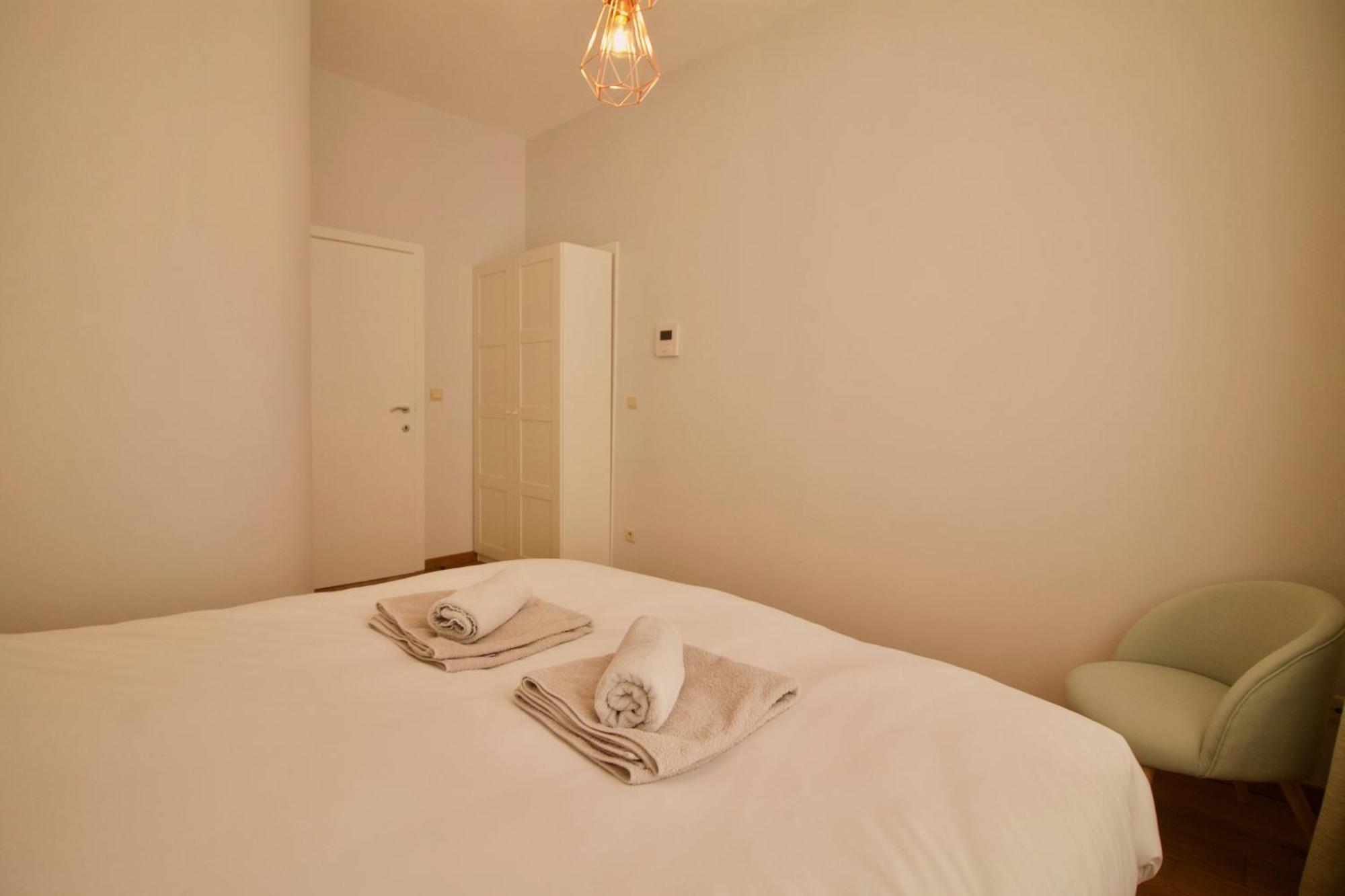 Heart Of Grand Place - Stunning 3Br Triplex 브뤼셀 외부 사진